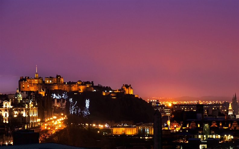 Edinburgh-Castle.jpg