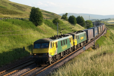 90045/041 Woodend 290616