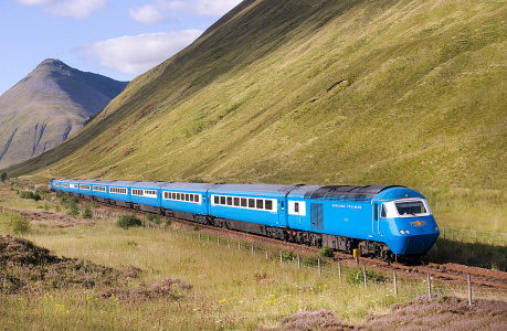 43049/055 County March 200825